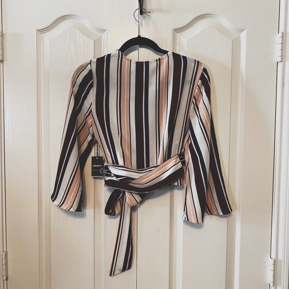 Forever 21 Contemporary Woven Top Open Front striped Multicolored Top Size M - Picture 2 of 11